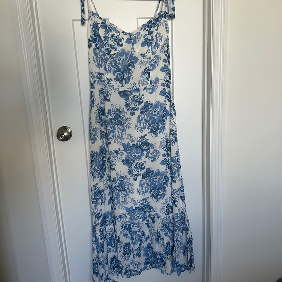 Reformation Nikita Dress, Olympia, Size 12 - Picture 4 of 8